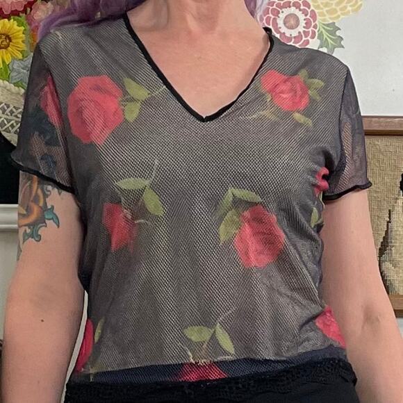 Hanky Panky Tops - Vintage Rose Print Mesh Tee, 1990s Black & Red Fishnet Top by Hanky Panky, Sz L